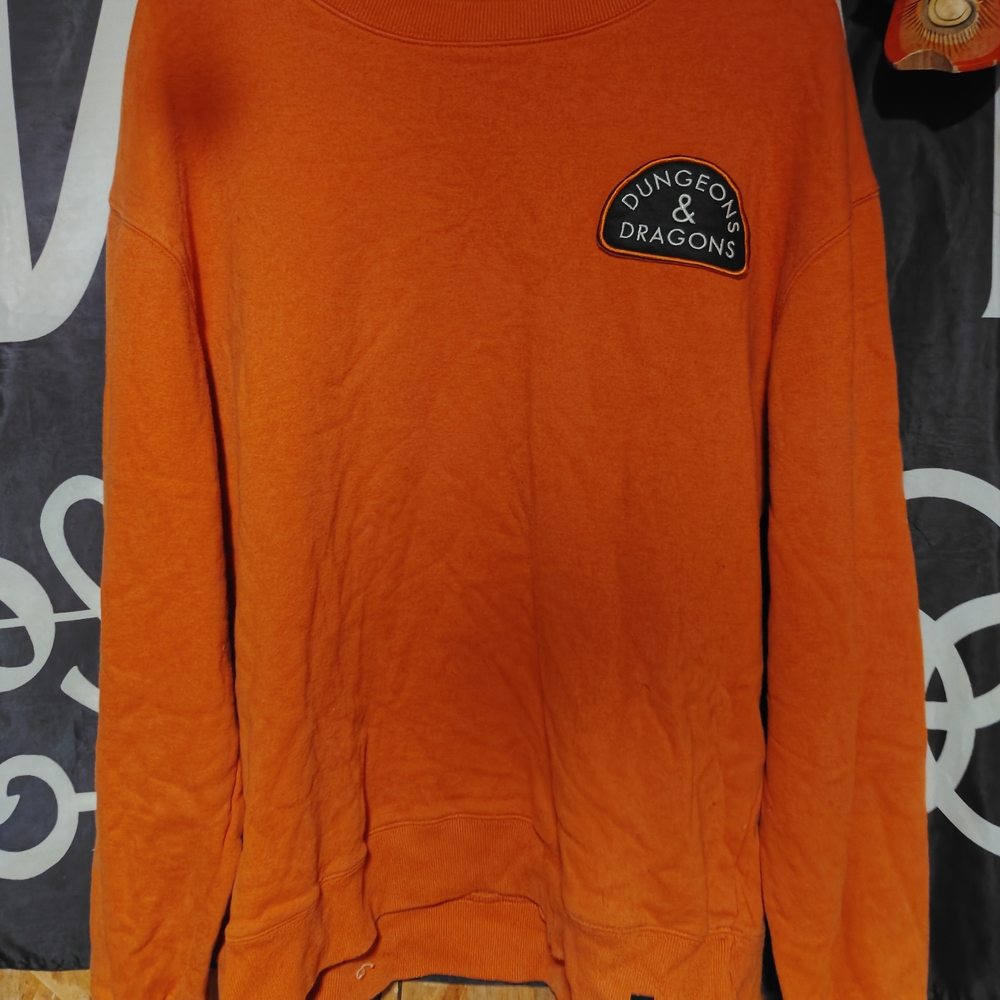 RARE Dungeons And Dragons Orange Sweatshirt Sz. Large